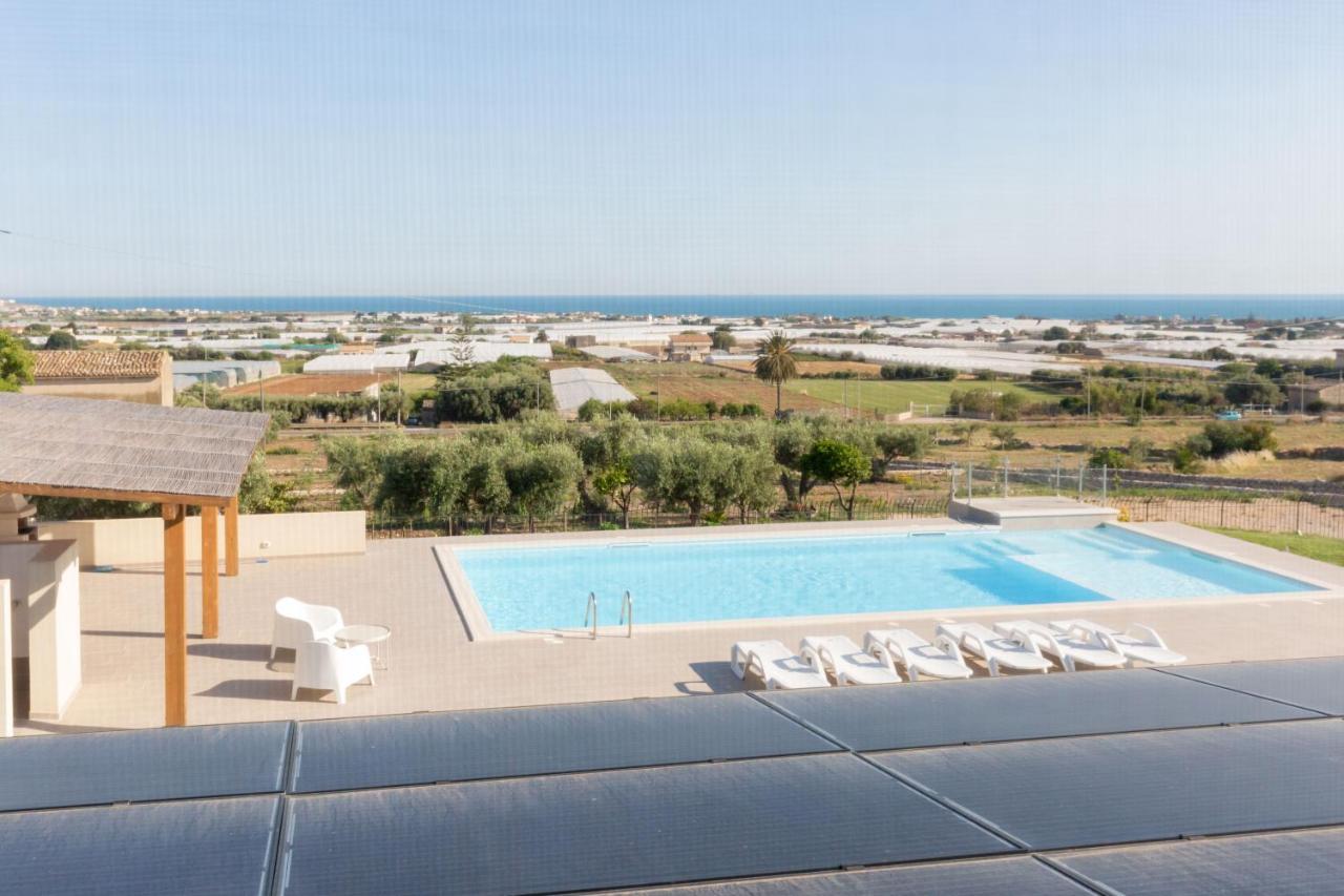 Emozioni Di Casa Barone Aparthotel Scicli Bagian luar foto